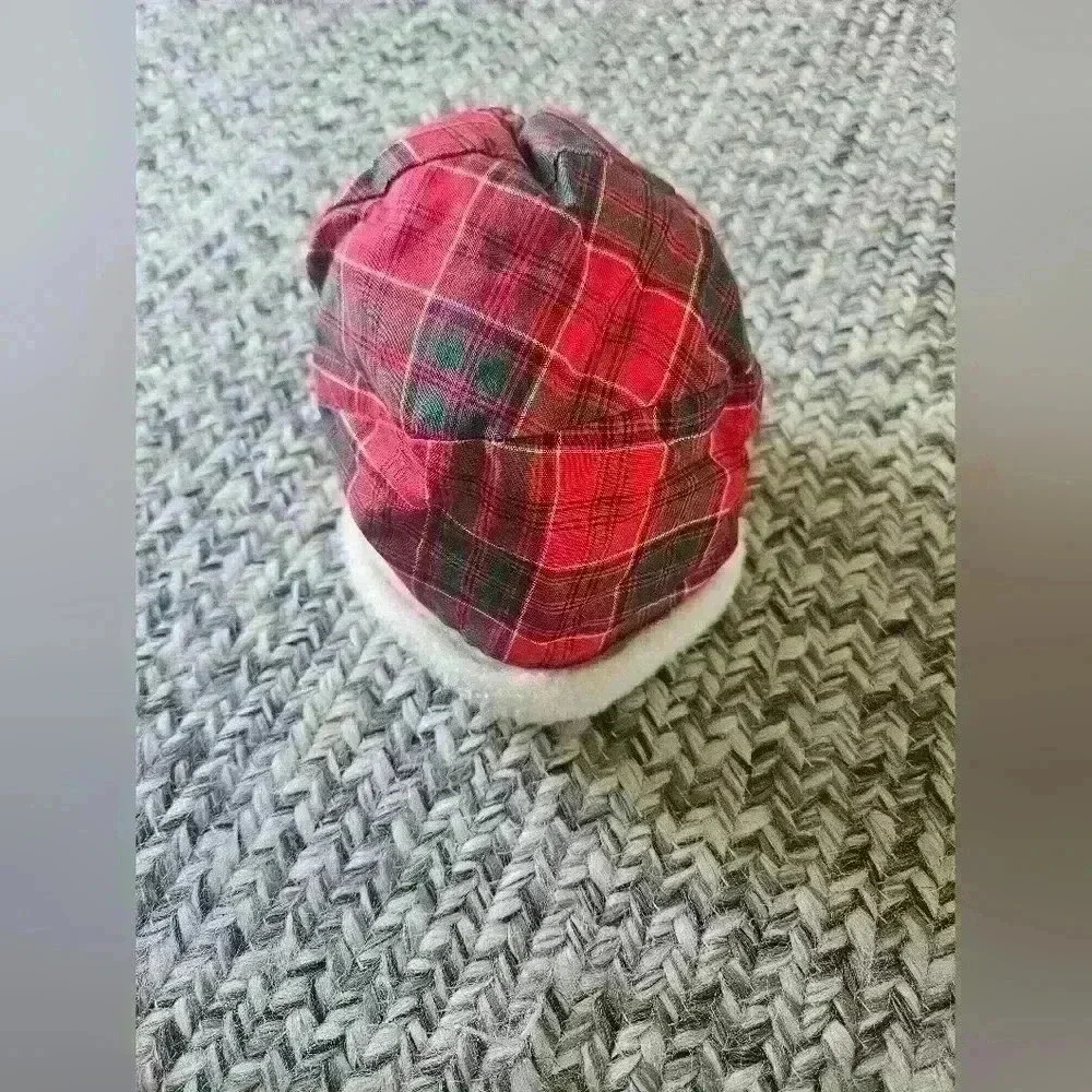 Hand Crafted Hat,‎  lined,  Plaid, Vintage     AA20